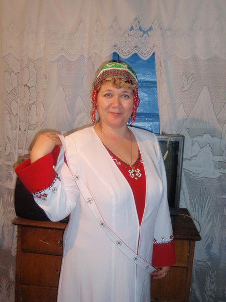 Лена Плотникова