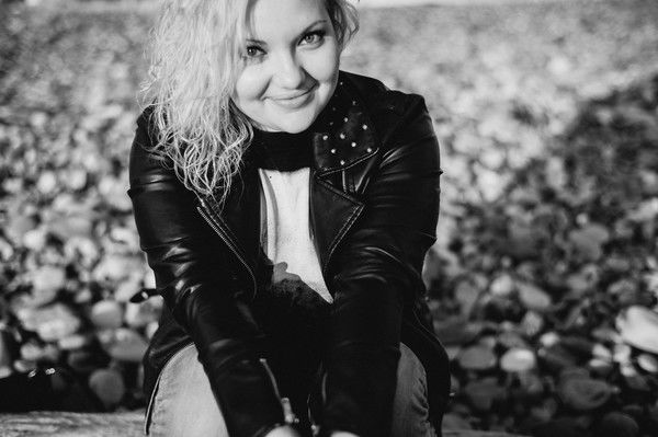 Елена Телле