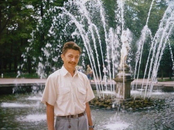 Николай Серов