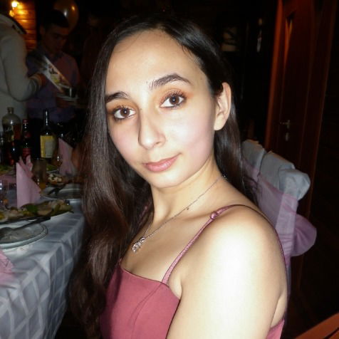 Алёна Макунина