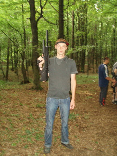 Денис Веселов