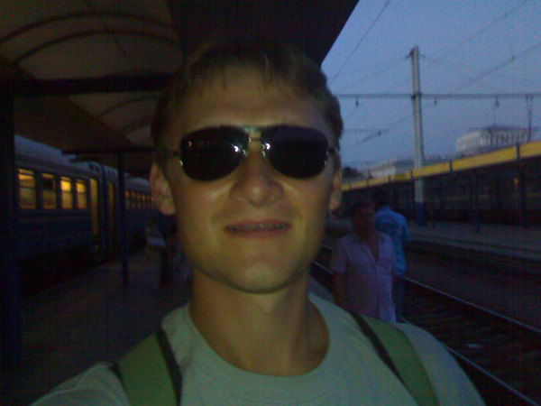 Александр Хижников