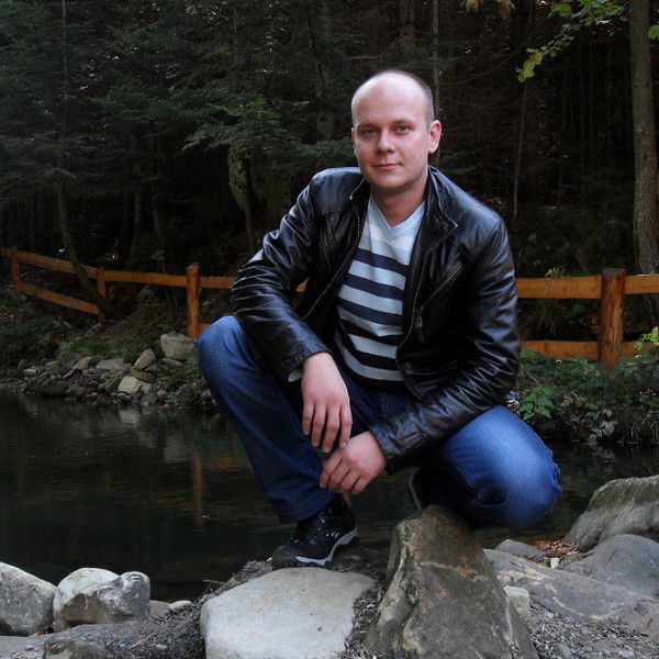 Антон Беркутов