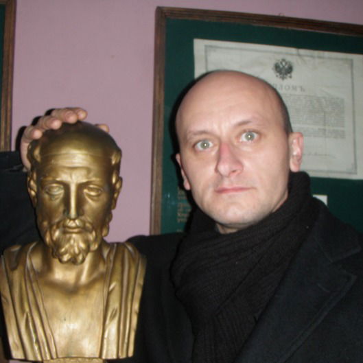 Яков Викторович