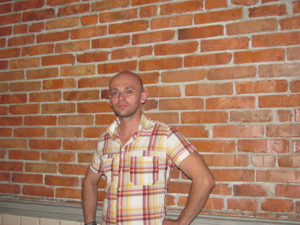 Анатолий Молчков