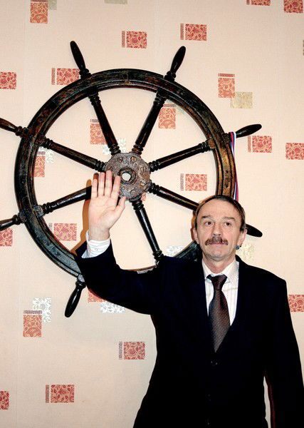 Владимир Тестов