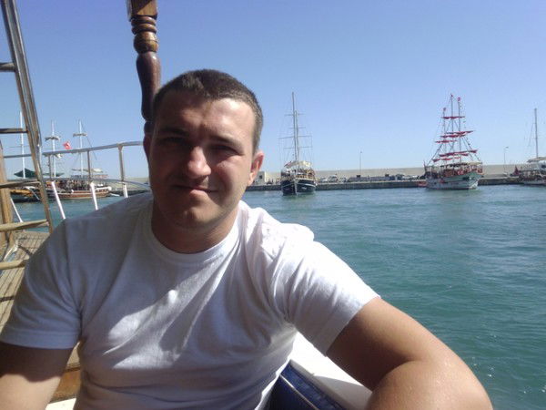 Александр Ведерников