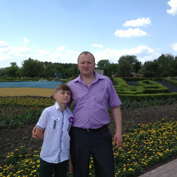 Андрей Холупко