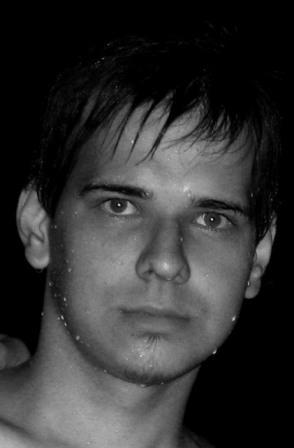 Денис Ляпустин