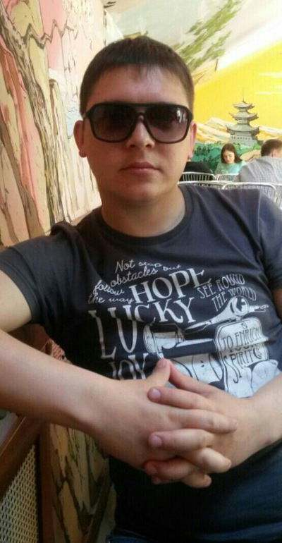 Женя Котельников