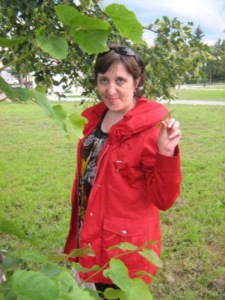 Лариса Монахова