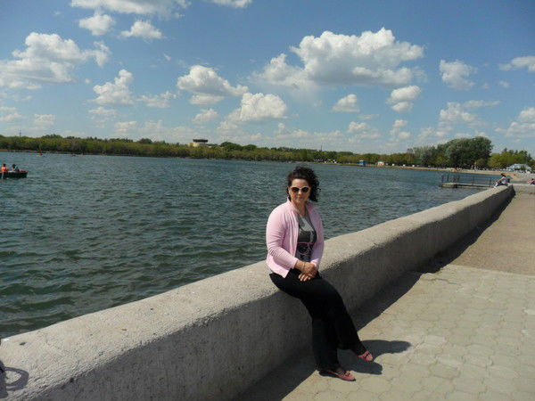 Лена Захарова