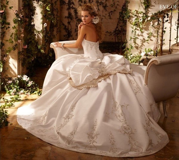 Лаура Сексенбаева