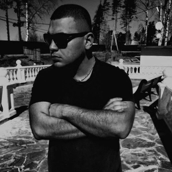 Арман Асатрян