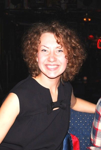 Оля Стрелова