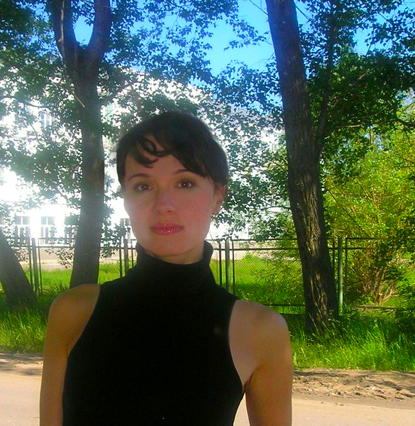 Елена Романова