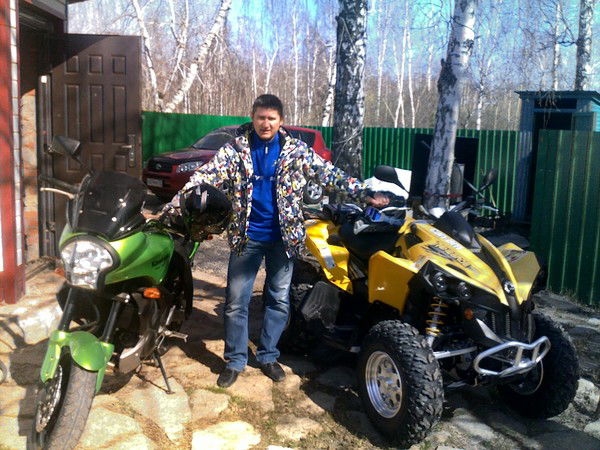 Евгений Холманских