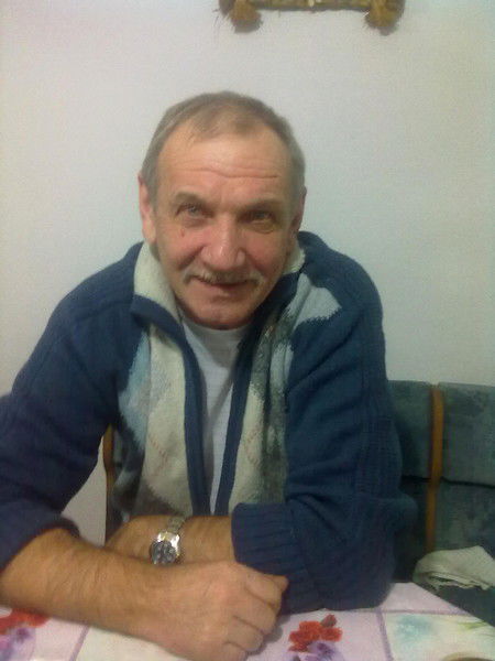 Александр Коваленко