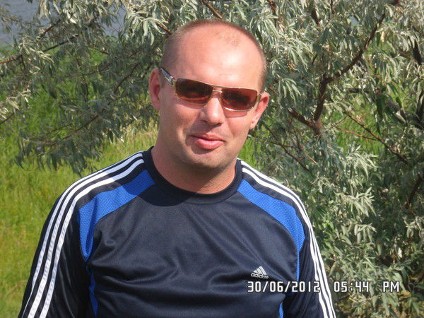 Эдуард Сладков