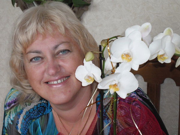 Елена Стома