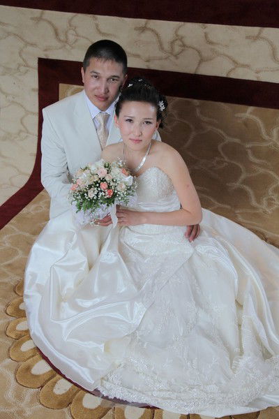 Азамат И Гульмира Ахметовы