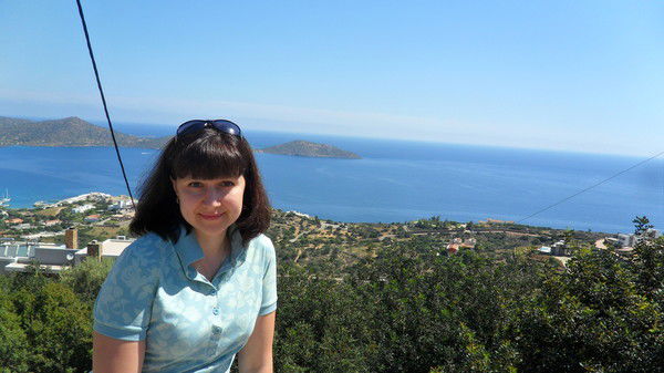 Елена Никозова