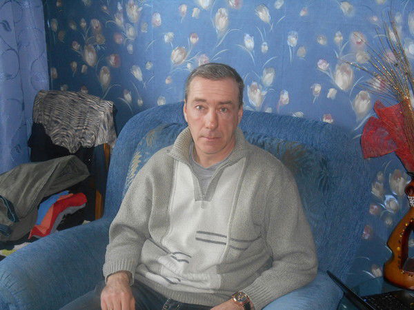 Виктор Комаров