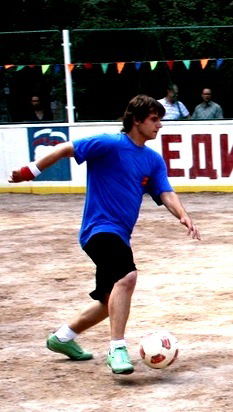 Денис Мельников