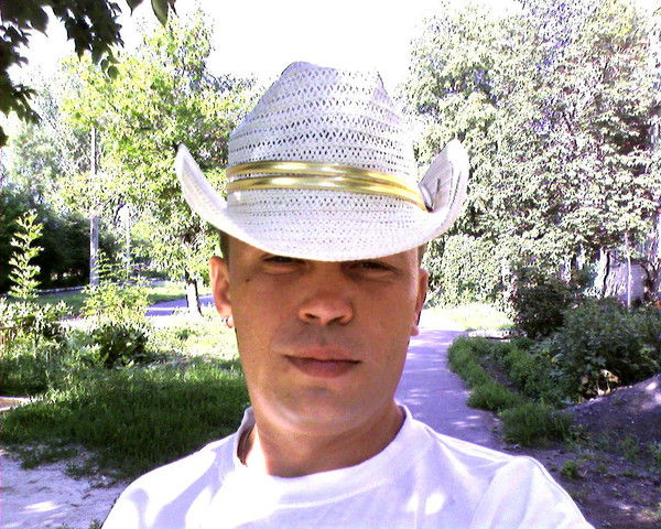 Дмитрий Антонов