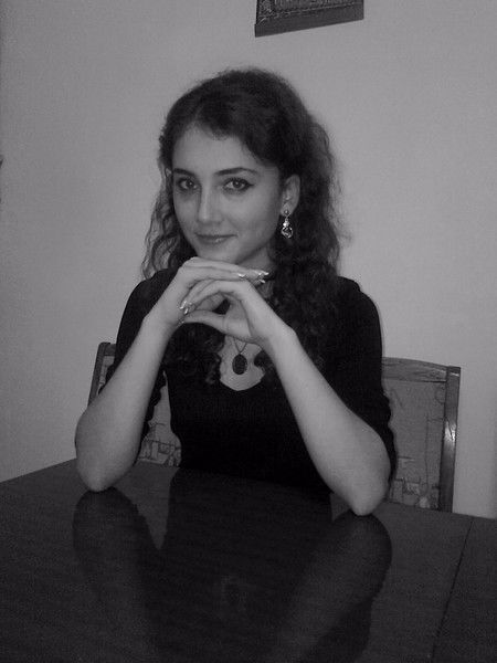 Сусана Халикова