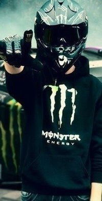 Олег Хлюстов