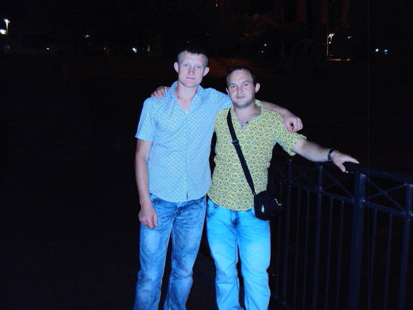 Александр Шутов