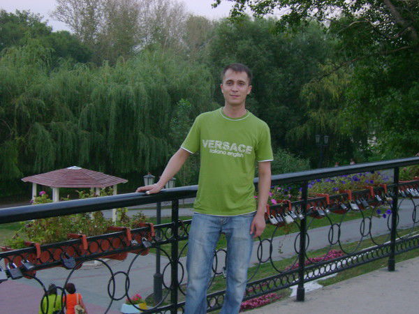 Олег Крестьянинов