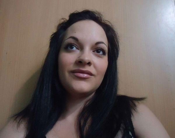 Яна Хроленко