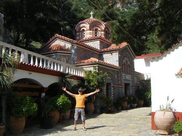 Макс Негодяев