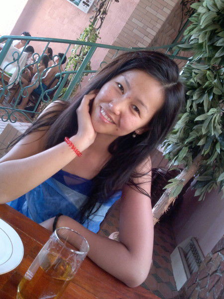 _Sandi_ *sociable Girl*