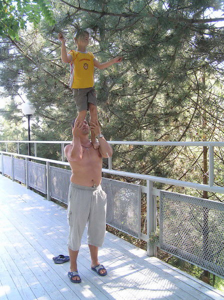 Неизвестно Неизвестно