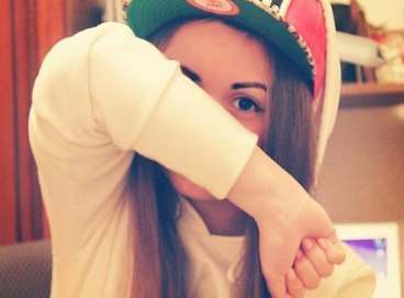 Лена Ударная