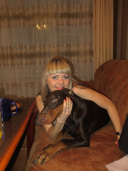 Елена Золотова