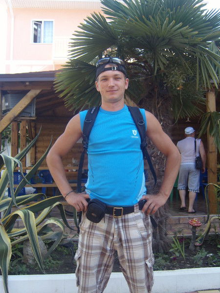 Дмитрий Бажанов