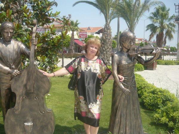 Людмила Комиссарова