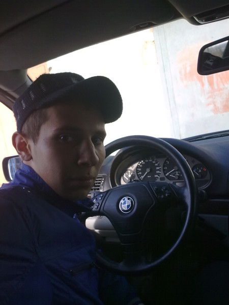 Виталий Петров