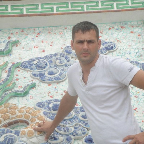 Александр Зубов