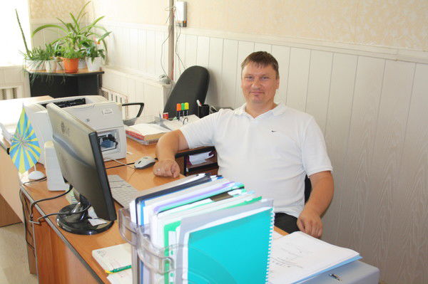 Дмитрий Низовкин