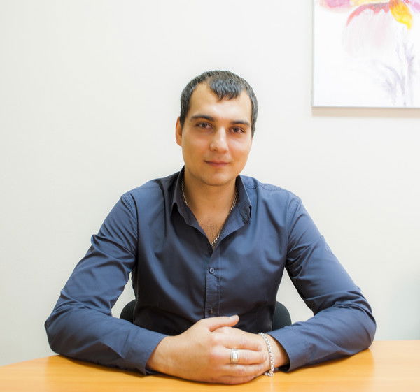 Владимир Семиболотний