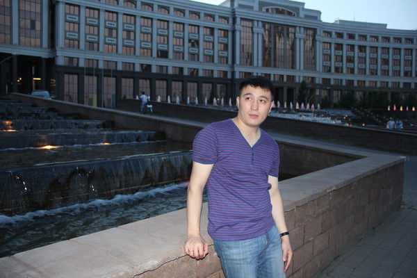 Медет Нуржанов