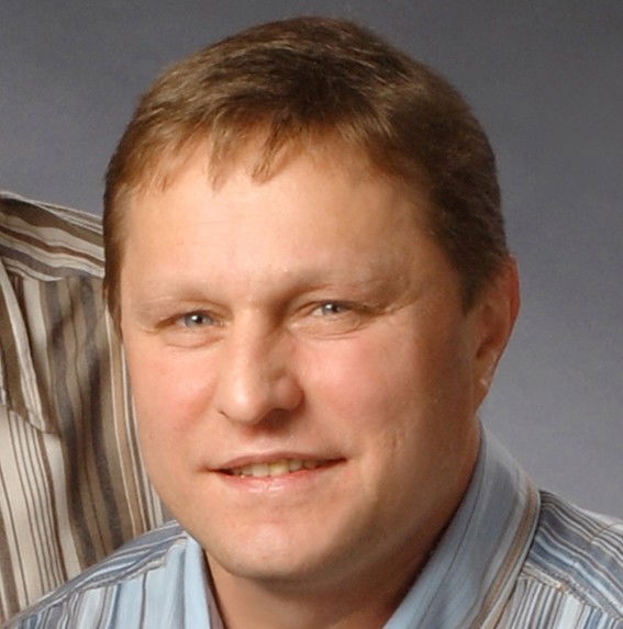 Роман Иванов