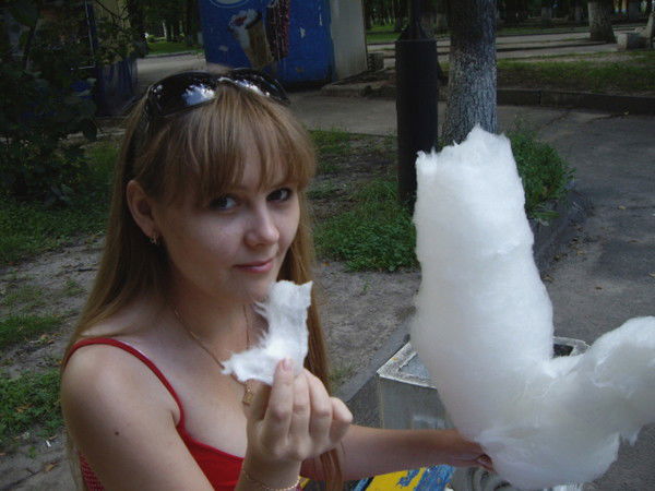 Бондарь Елена