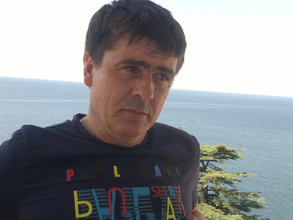 Андрей Артамонов