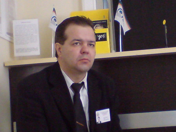 Олег Мострюков